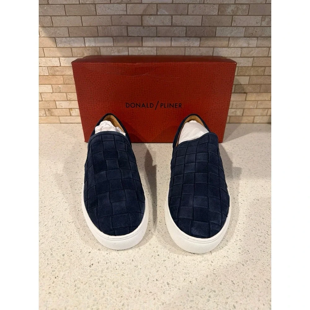 Donald Pliner Albin 23 Navy Sport Suede Slip On Sneakers Men's Size 11 Nib‎